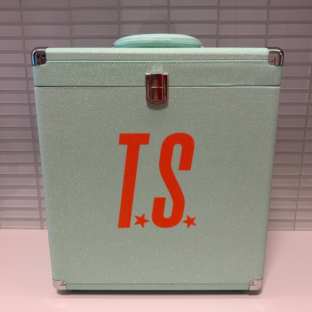 Taylor Swift The Life Of A Showgirl Glitter Vinyl Case